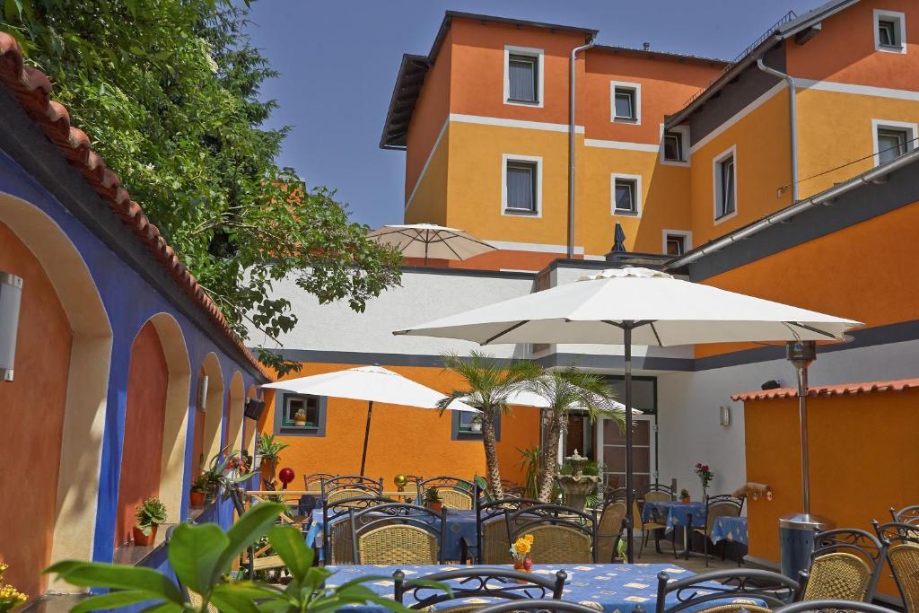 Hotel Restaurant Itzlinger Hof Salzburg Bagian luar foto
