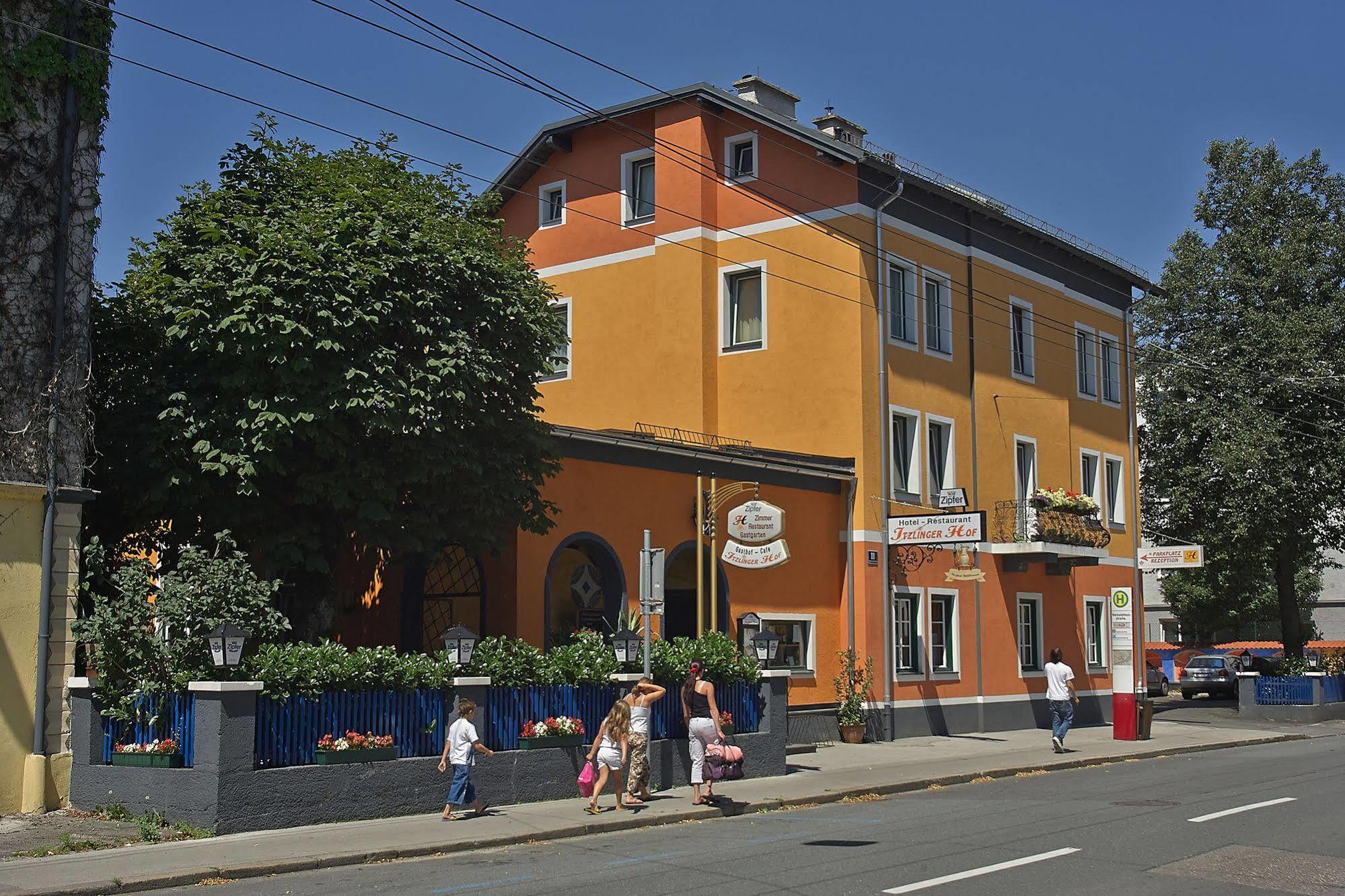 Hotel Restaurant Itzlinger Hof Salzburg Bagian luar foto